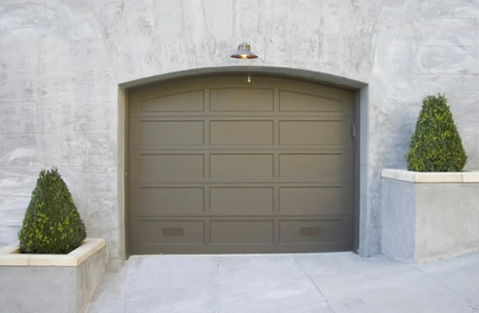 Programming the HomeLink System in a Lexus GS300 to Operate Your Garage Door
